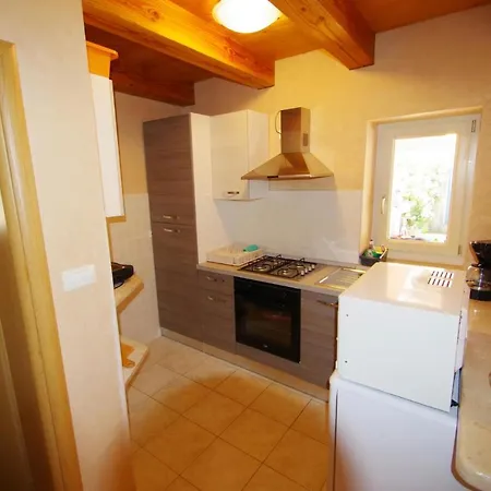 Holiday home Mery Kavran